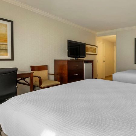 Best Western Plus Carriage Inn Los Angeles Exterior foto